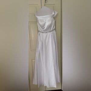 Ball-gown off the shoulder dress. Satin. Originally from JJ House